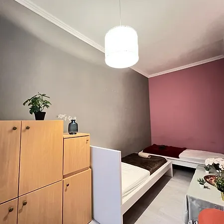 Baross Apartment With Convenience And Style Budapest Exterior photo